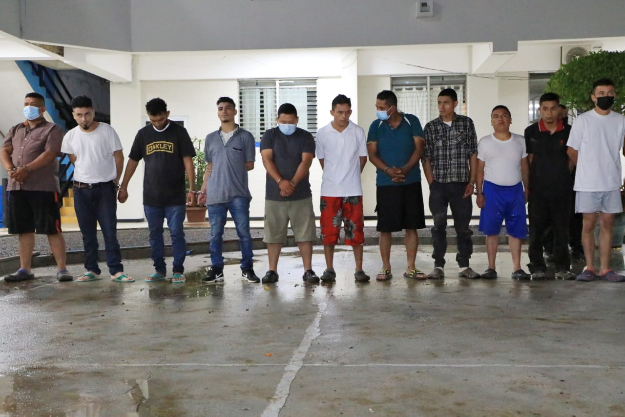 Esta madrugada, la PNC hace efectivas 43 capturas de delincuentes que operaban en Santa Ana esta-madrugada-la-pnc-hace-efectivas-43-capturas-de-delincuentes-que-operaban-en-santa-ana